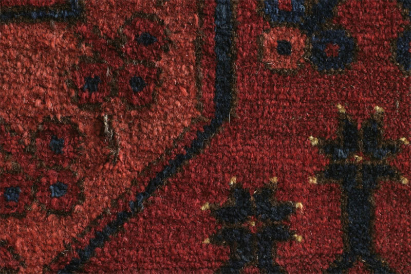 Ersari Turkmen main carpet, Turkmenistan second half 19th century: a slit