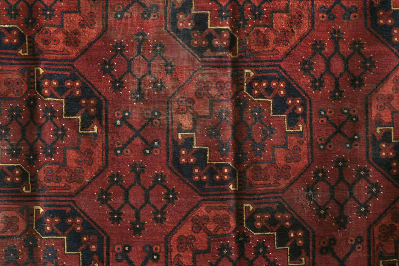 Ersari Turkmen main carpet, Turkmenistan second half 19th century: worn areas