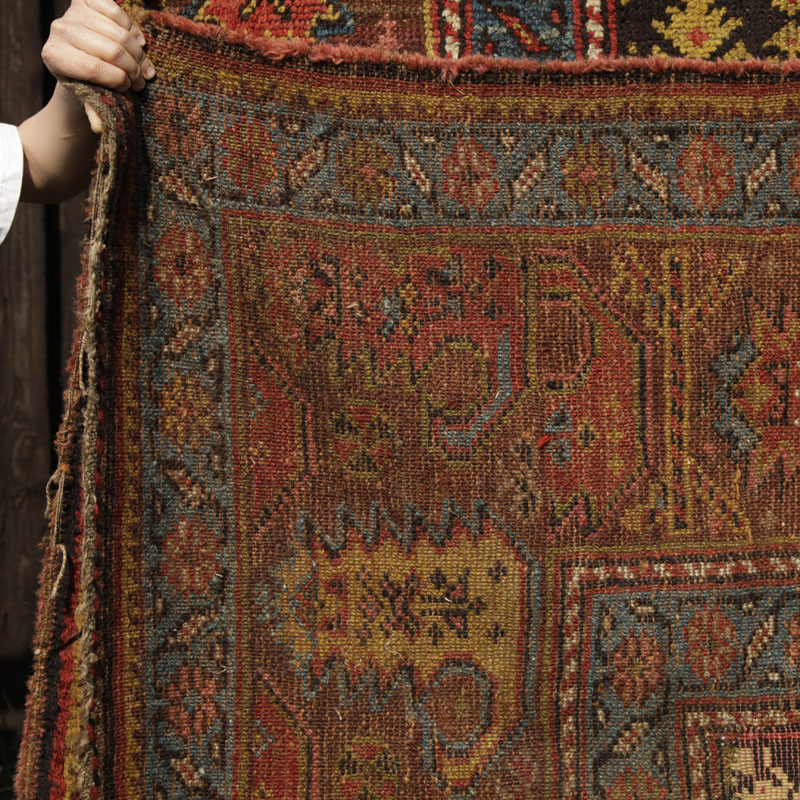 kurdish rug with large boteh border - back 3
