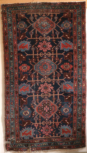 Small Hamadan rug withj lattice design—click to see enlarged (jpeg opens in same browser window)